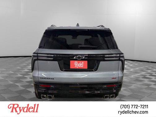 Sterling Gray Metallic 2026 Chevrolet Traverse RS