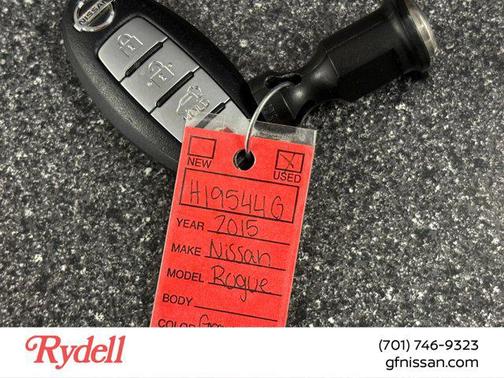 2015 Nissan Rogue SV