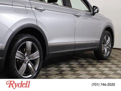 2020 Volkswagen Tiguan 2.0T SEL