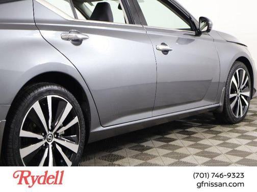 2021 Nissan Altima Platinum Intelligent AWD