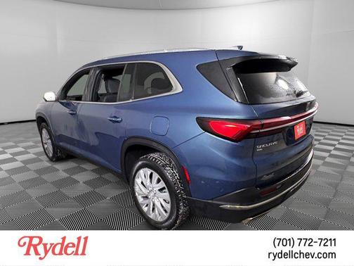 2025 Buick Enclave Preferred FWD