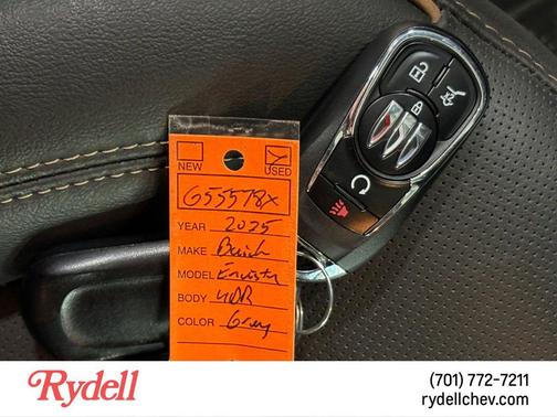 Moonstone Gray Metallic 2025 Buick Envista Avenir FWD
