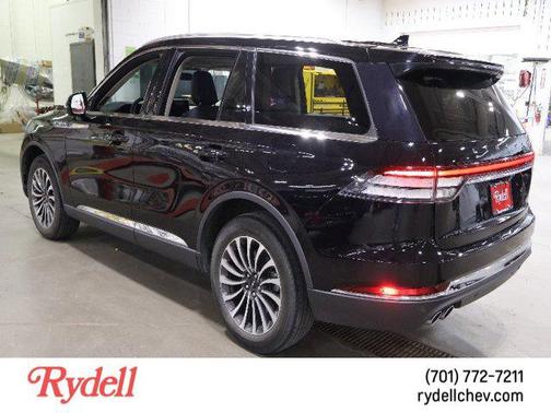 2022 Lincoln Aviator Standard AWD