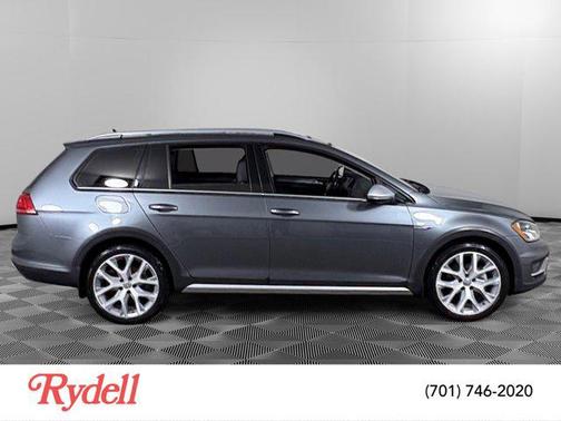 2017 Volkswagen Golf Alltrack TSI SE