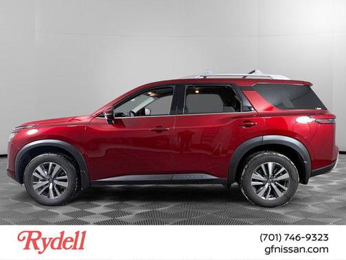 2024 Nissan Pathfinder SL 4WD