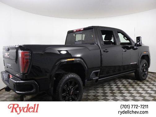 2025 GMC Sierra 2500 AT4