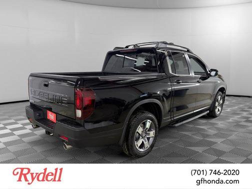 Crystal Black Pearl 2026 Honda Ridgeline RTL
