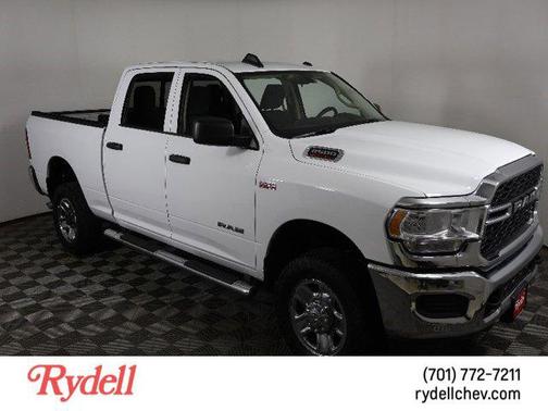 2020 RAM 2500 Tradesman Crew Cab 4X4 6'4' Box