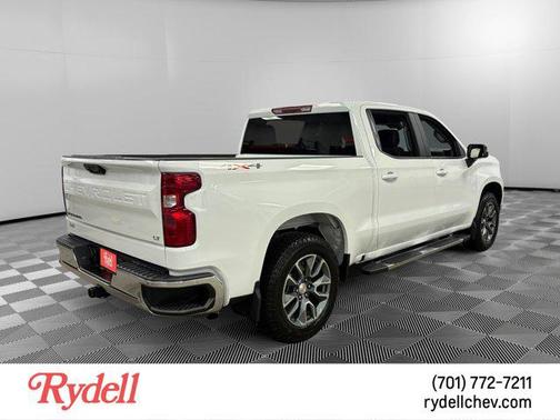 Summit White 2026 Chevrolet Silverado 1500 LT