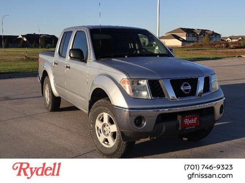 2005 Nissan Frontier SE Crew Cab