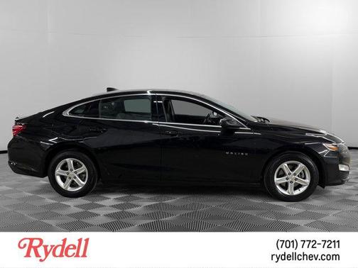 Mosaic Black Metallic 2024 Chevrolet Malibu 1LS