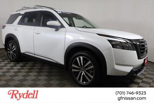 2025 Nissan Pathfinder Platinum 4WD