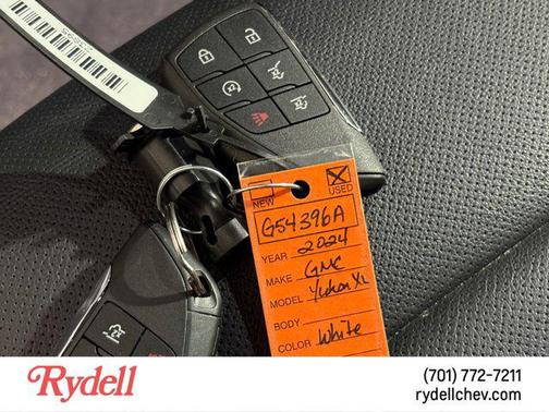 2024 GMC Yukon XL SLT