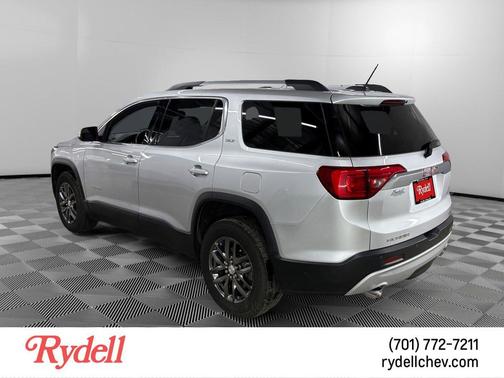 Quicksilver Metallic 2017 GMC Acadia SLT-1