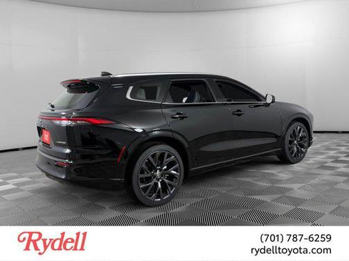 2025 Toyota Crown Signia XLE