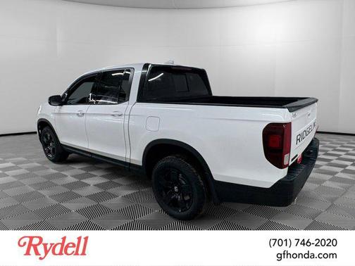 Platinum White Pearl 2026 Honda Ridgeline Black