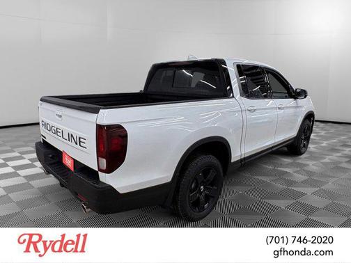 Platinum White Pearl 2026 Honda Ridgeline Black