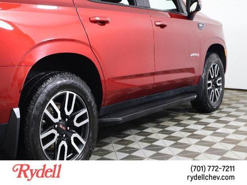 2024 GMC Yukon 4WD AT4