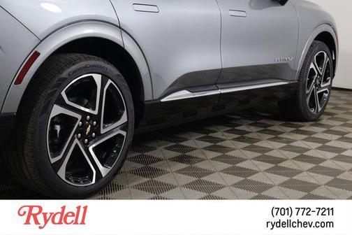 2025 Chevrolet Equinox EV LT