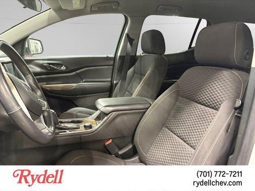 2017 GMC Acadia SLE-2