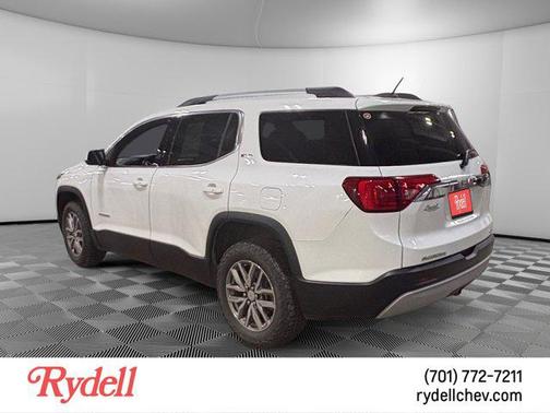 2017 GMC Acadia SLE-2