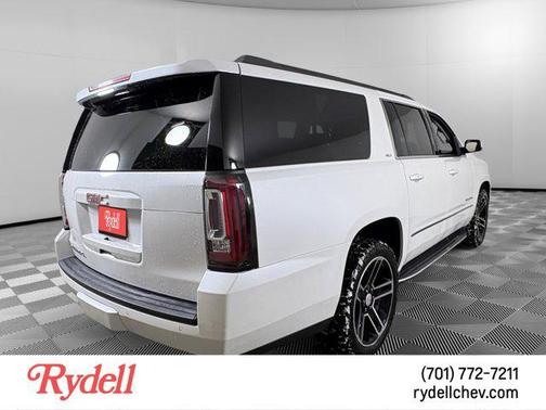 2017 GMC Yukon XL SLT