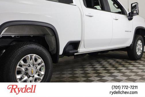 2025 Chevrolet Silverado 3500 LT