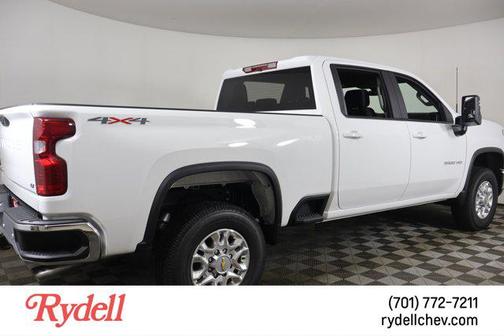 2025 Chevrolet Silverado 3500 LT