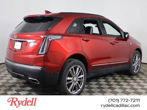 2025 Cadillac XT5 Sport