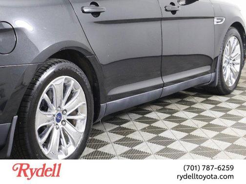2010 Ford Taurus Limited
