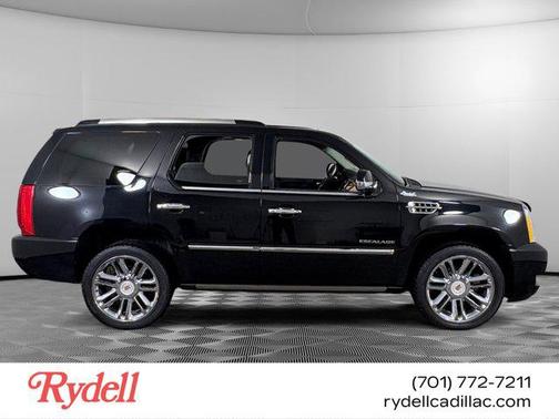 2013 Cadillac Escalade Platinum Edition