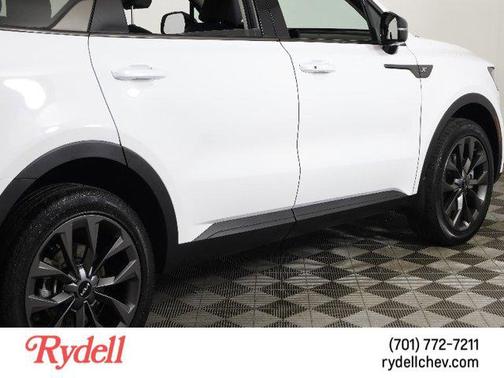 2023 Kia Sorento EX
