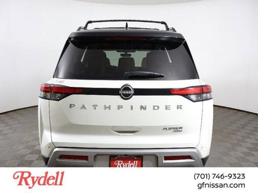2024 Nissan Pathfinder Platinum 4WD
