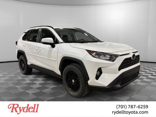 Super White 2021 Toyota RAV4 XLE