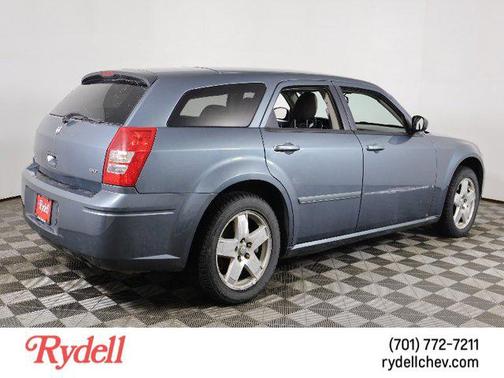 2005 Dodge Magnum SXT