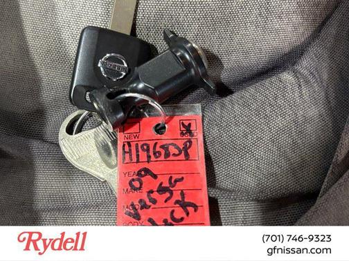 2009 Nissan Versa 1.8 S