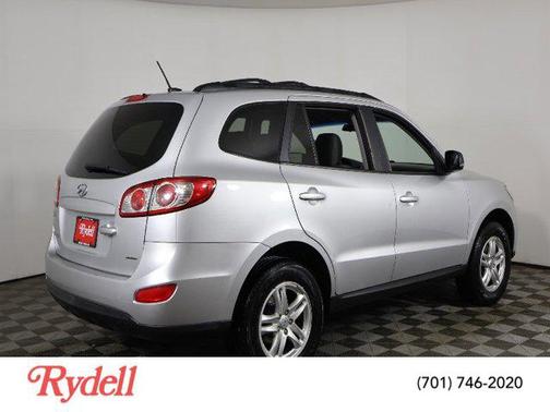 2012 Hyundai SANTA FE GLS