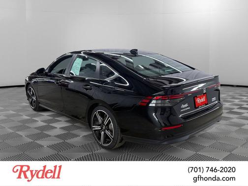 Crystal Black Pearl 2024 Honda Accord Hybrid Sport