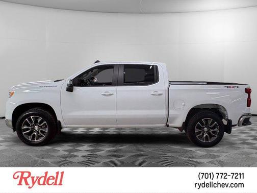 Summit White 2022 Chevrolet Silverado 1500 LT