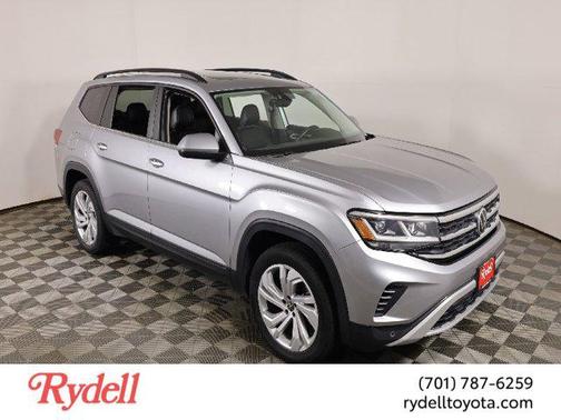 2022 Volkswagen Atlas 3.6L SE w/Technology