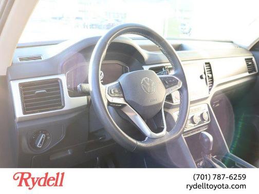 2022 Volkswagen Atlas 3.6L SE w/Technology