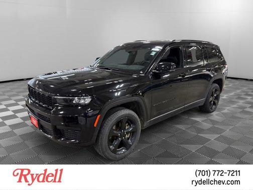 Diamond Black Crystal Pearlcoat 2022 Jeep Grand Cherokee L Altitude