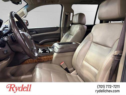 Summit White 2020 Chevrolet Suburban Premier