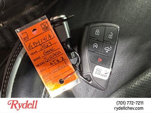 2023 GMC Sierra 1500 AT4X