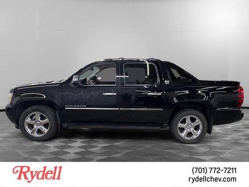 Black 2013 Chevrolet Avalanche LTZ