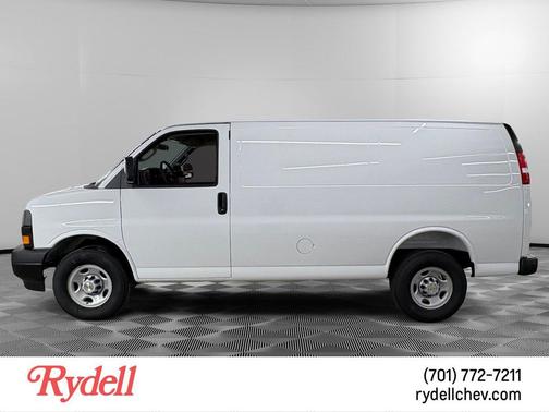 Summit White 2026 Chevrolet Express 2500 LT