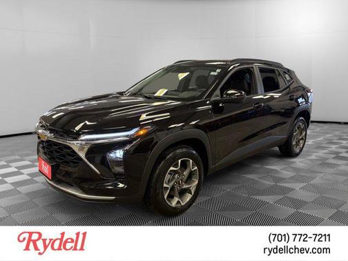 Mosaic Black Metallic 2026 Chevrolet Trax LT