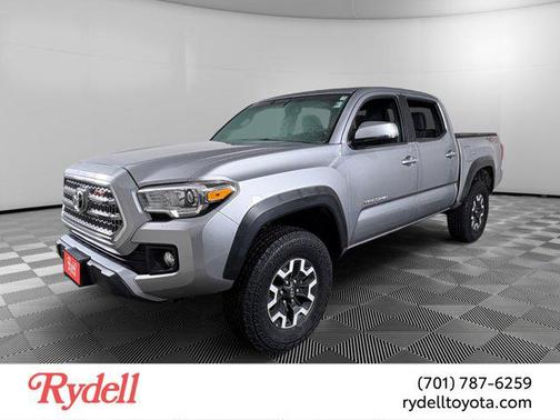 2016 Toyota Tacoma SR
