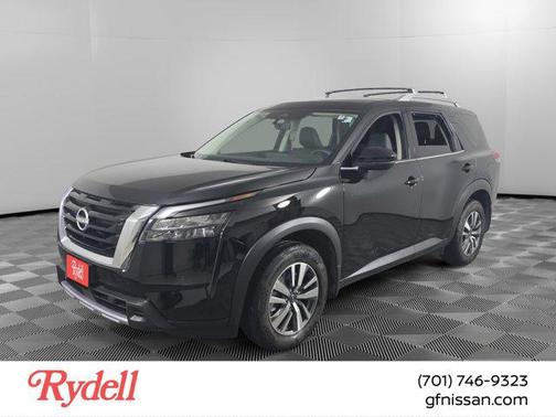 2025 Nissan Pathfinder SL 4WD