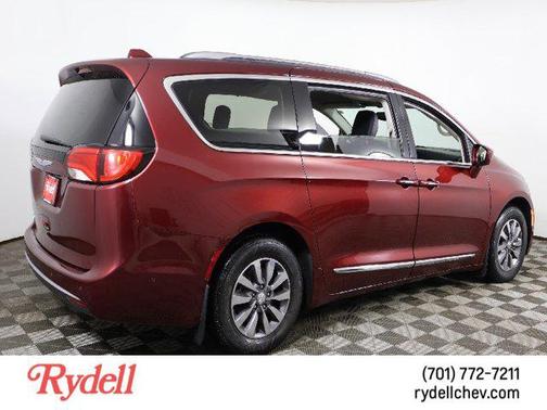2020 Chrysler Pacifica Touring-L Plus